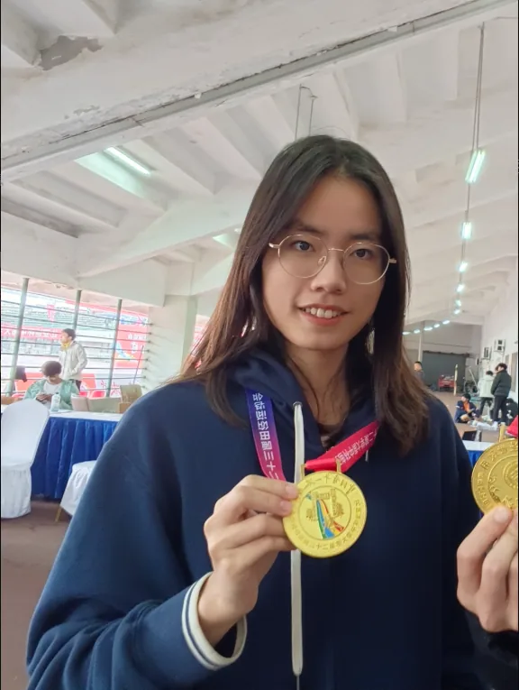 李春梅